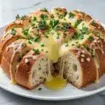 cheesy garlic pull-apart bread - featured image