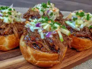 Home 1 smoky pulled pork sliders - featured image
